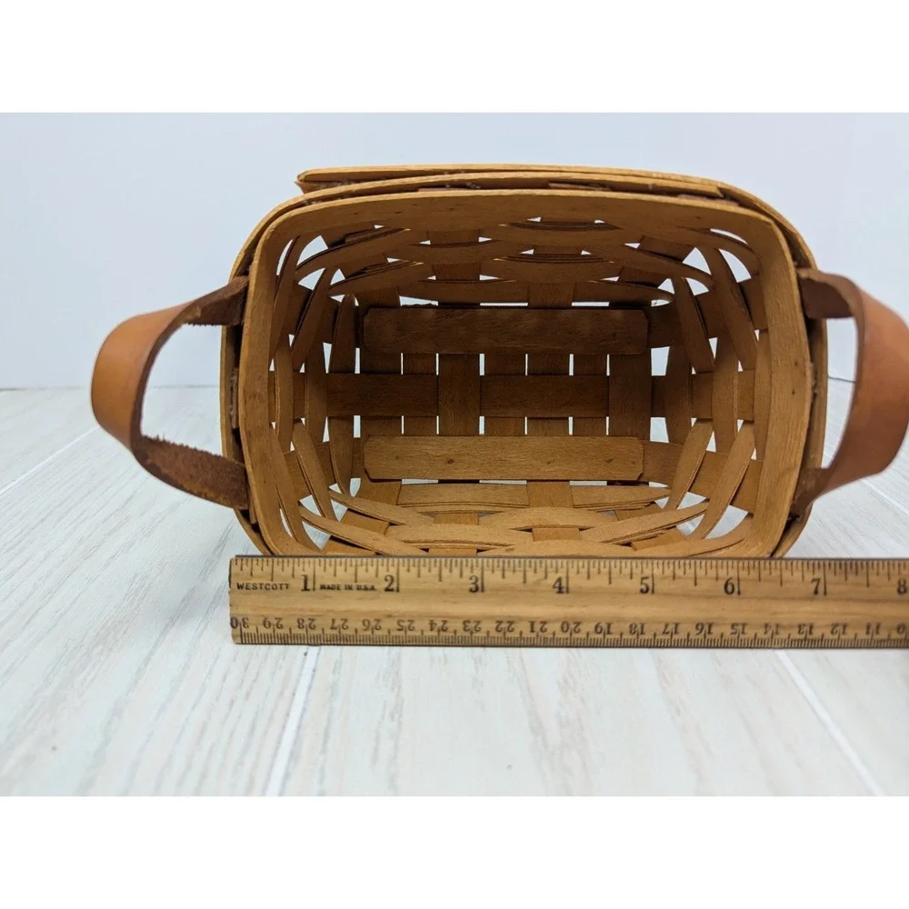 Longaberger Small double leather handle Basket 1995 about 5.25x6.5